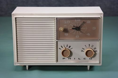 Philco Model F-720-124 Plastic Tube Clock Radio