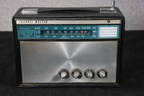 Channel Master Model 6252A  10 Transistor Radio