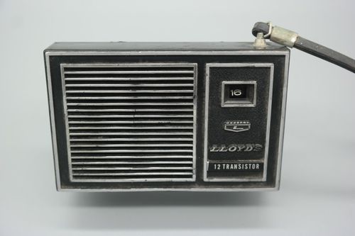 Lloyds Model TR-12K Transistor Radio