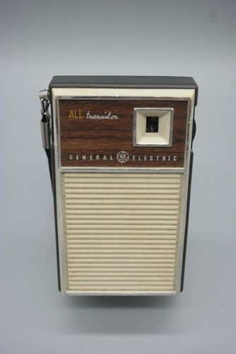 General Electric Model P-1758 Transistor Radio